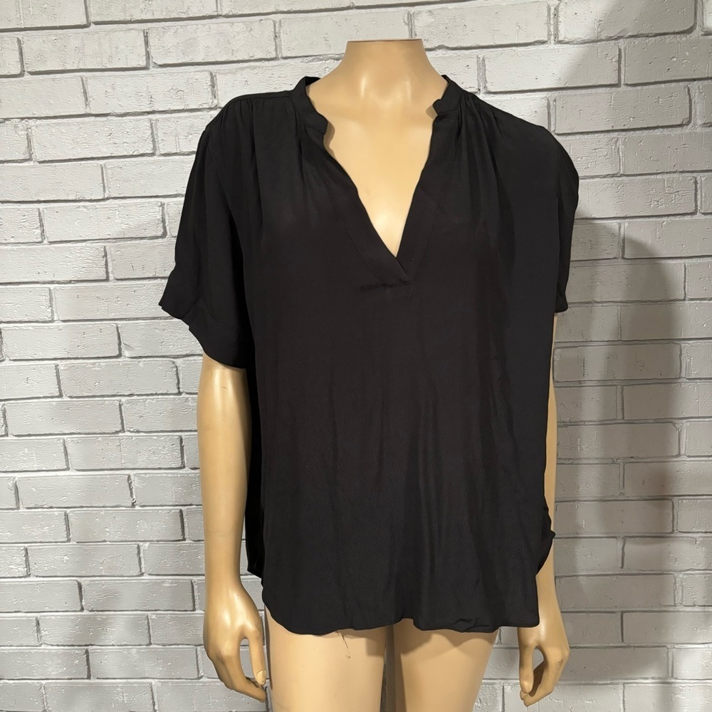 J.Crew Women’s Drapey‎ band-collar popover